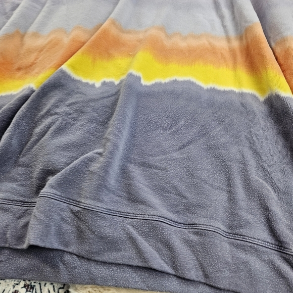 Athleta Balance Printed Pullover 2X - Picture 12 of 15